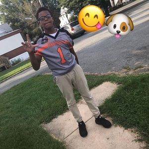 Meet your Posher, Jaimere